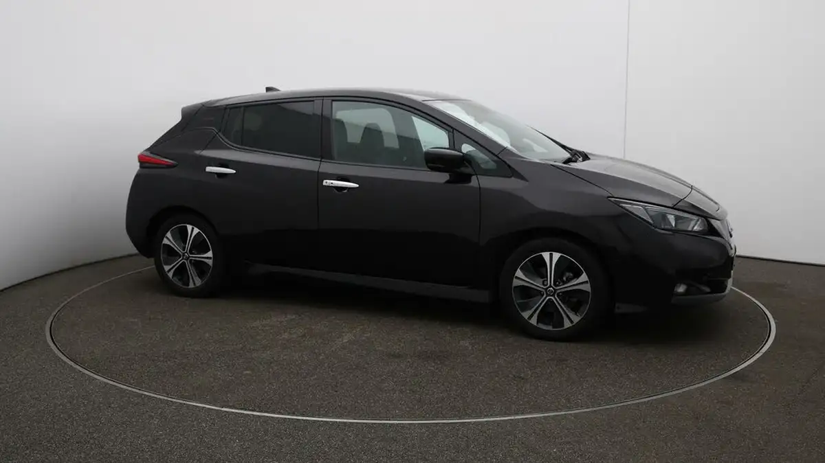 2021-nissan-leaf-e-10-40kwh-big-41