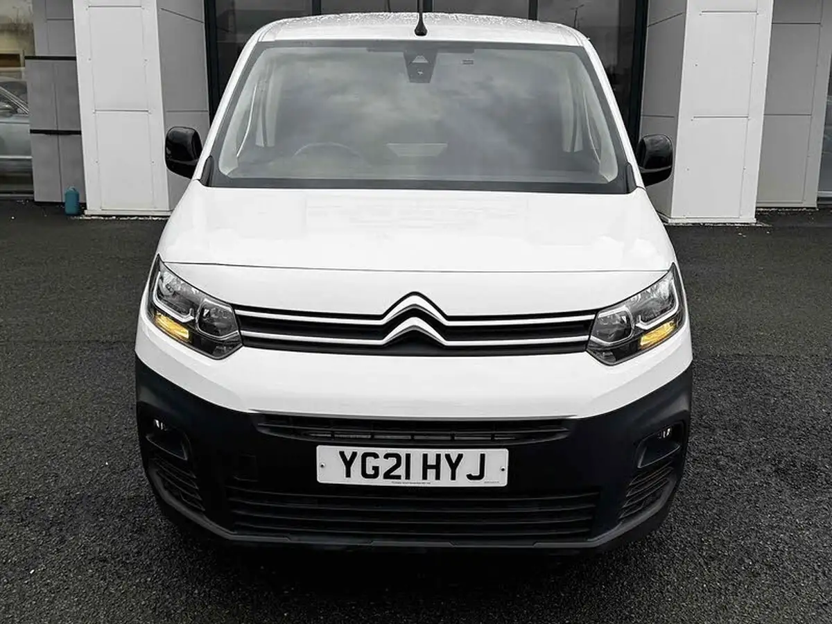 2021-citroen-berlingo-15bluehdi-1000-driver-100pseu6dt-e-ss-big-36