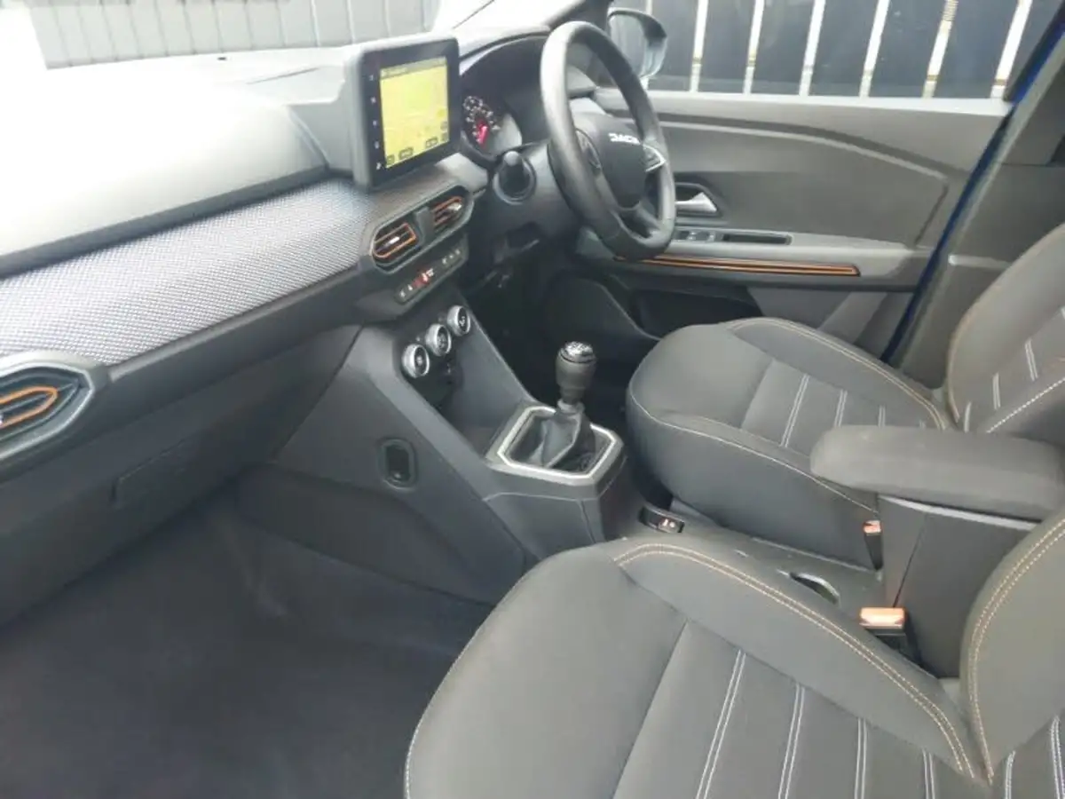 2023-dacia-sandero-stepway-10-tce-journey-90bhp-big-4