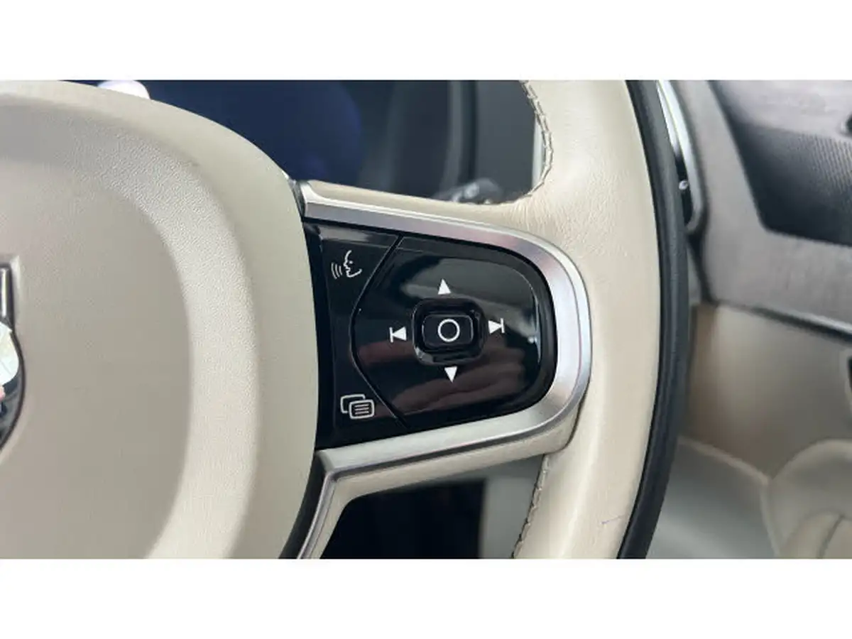 2024-volvo-xc90-20-b5-plus-big-18