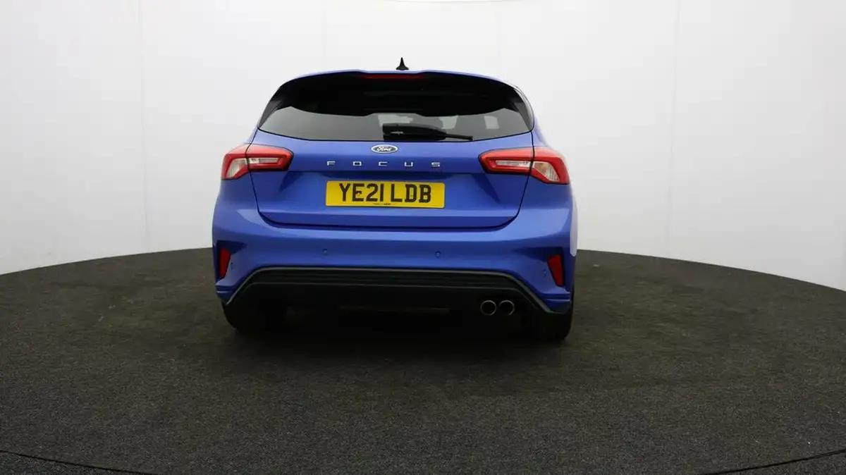 2020-ford-focus-15-st-line-x-hatchback-auto-big-5