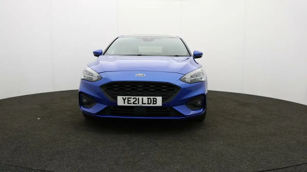 2020-ford-focus-15-st-line-x-hatchback-auto-big-47