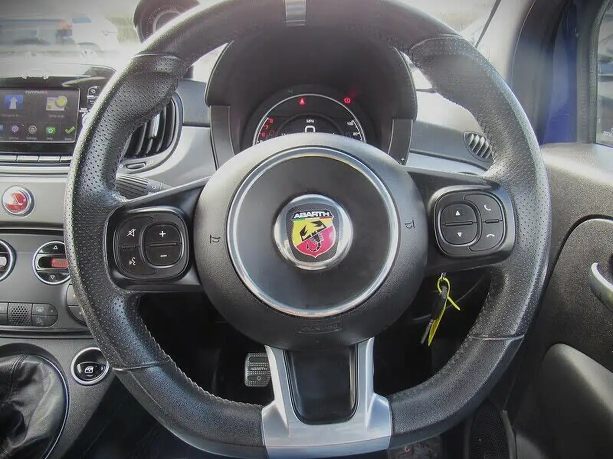 2017-abarth-595-14-tjet-turismo-big-8