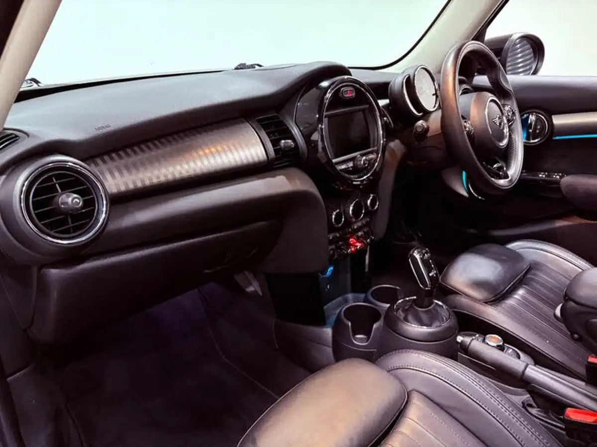 2021-mini-cooper-15-cooper-exclusive-series-ii-hatchback-5d-auto-big-10