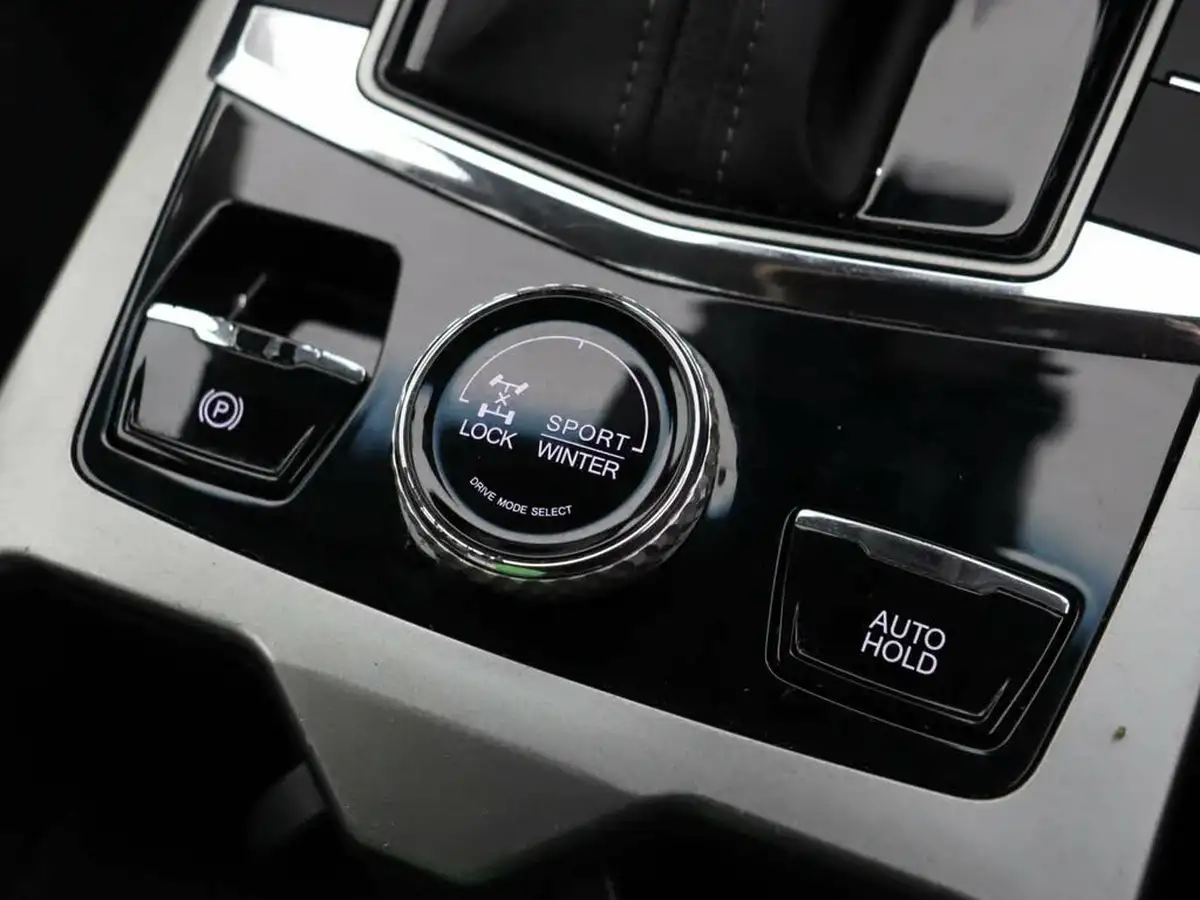 2019-kgm-ssangyong-korando-16td-ultimate-big-20