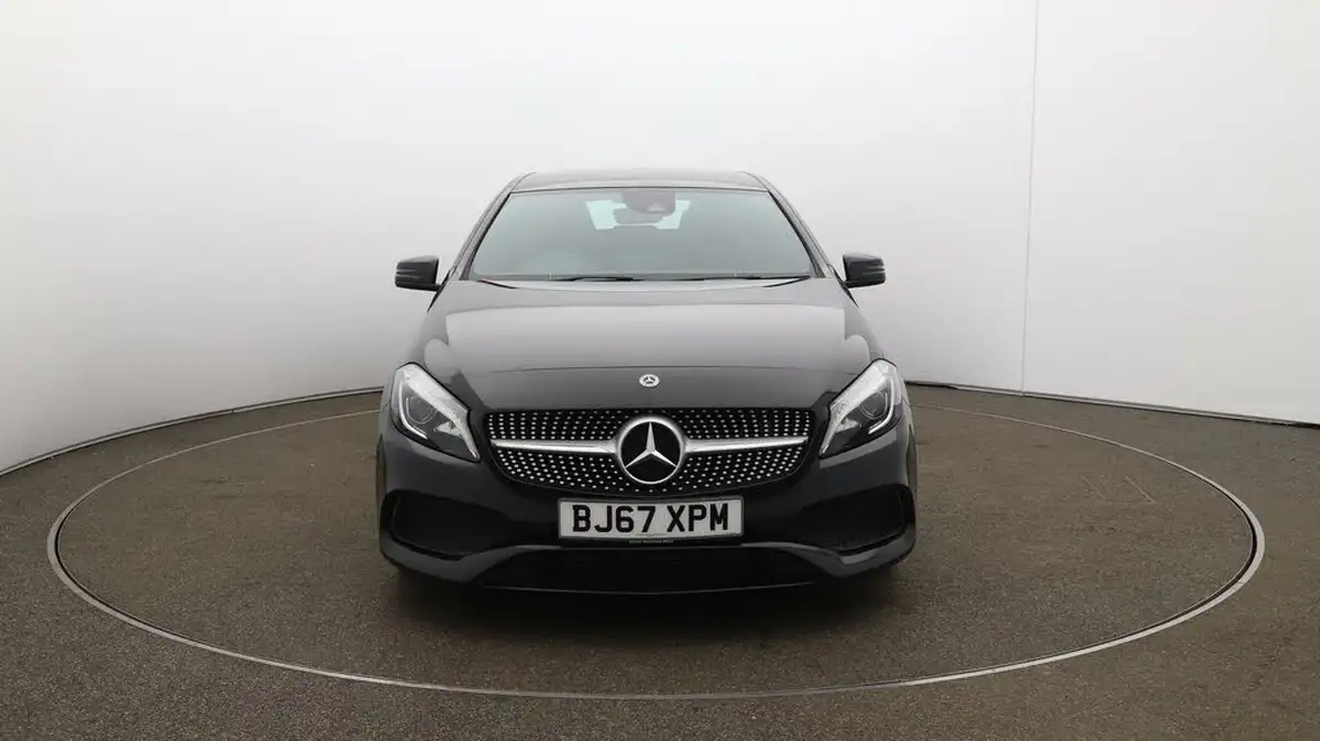 2017-mercedes-benz-a-class-21d-a200d-amg-line-premiumss-7g-dct-big-2