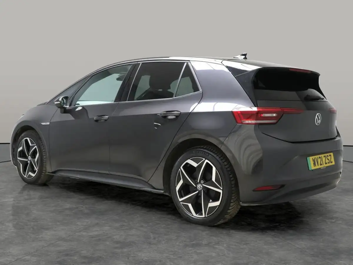 2021-volkswagen-id3-e-tour-big-12