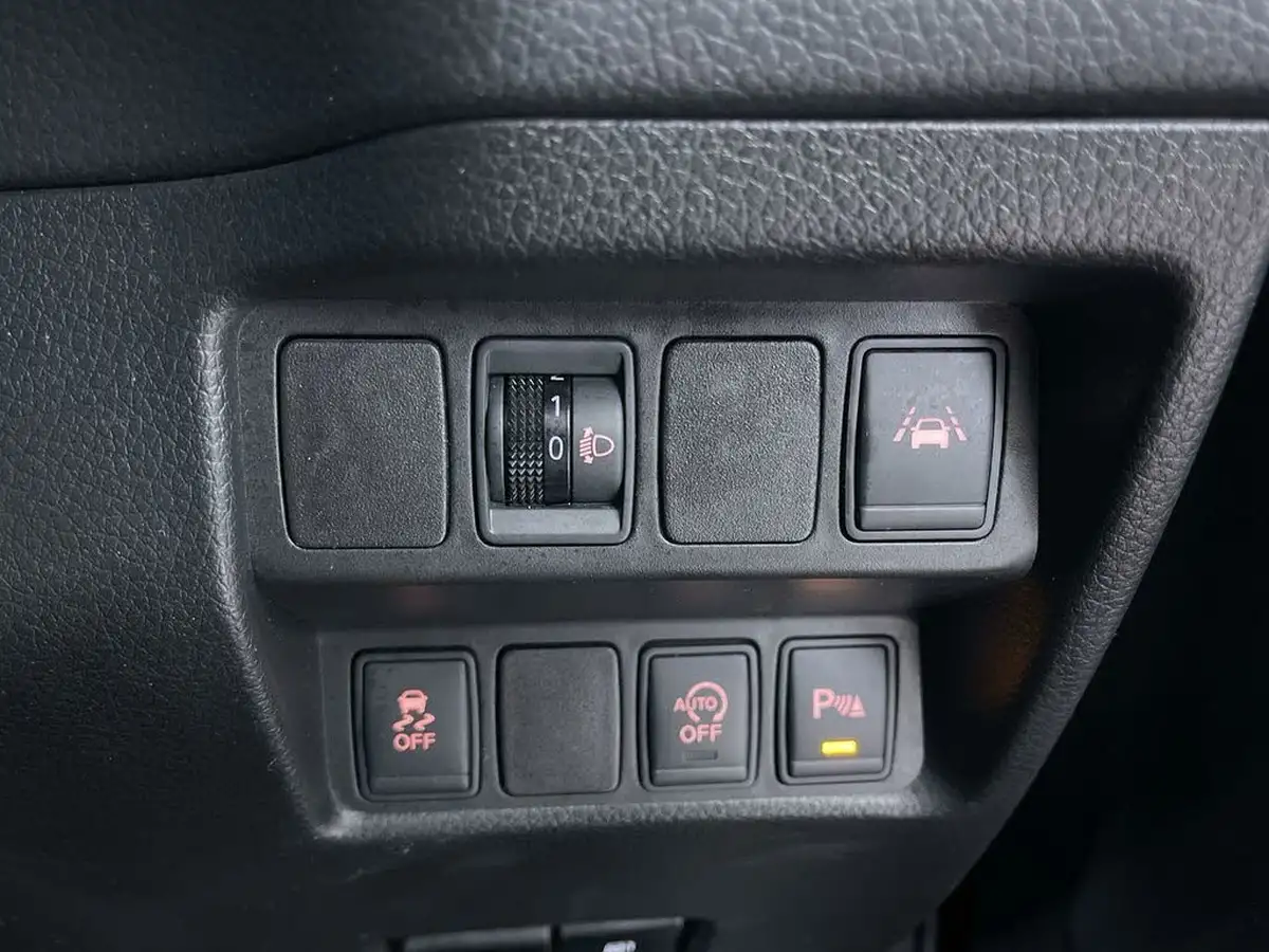 2015-nissan-qashqai-15dci-n-tec-big-46