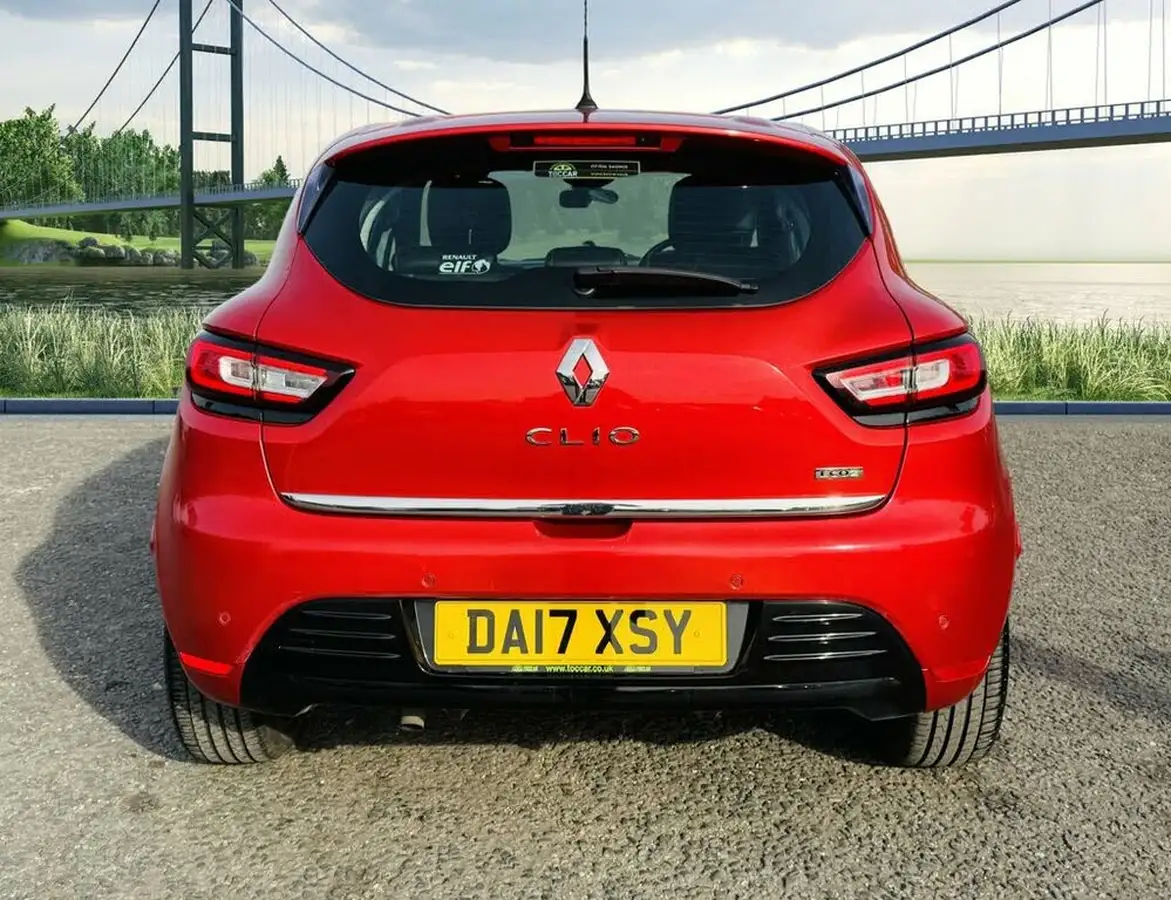 2017-renault-clio-15dci-dynamique-s-nav-90bhp-big-4