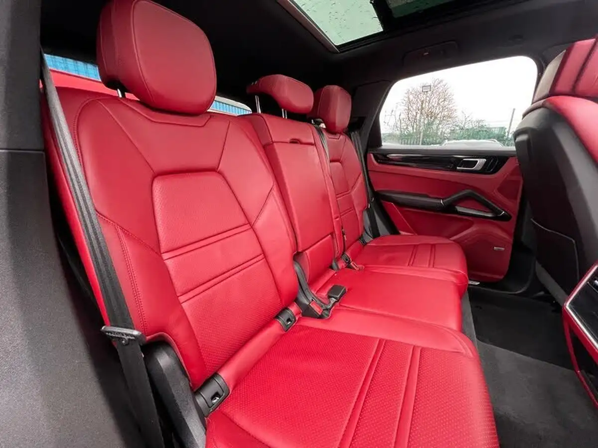 2019-porsche-cayenne-30-v6-station-wagon-big-42