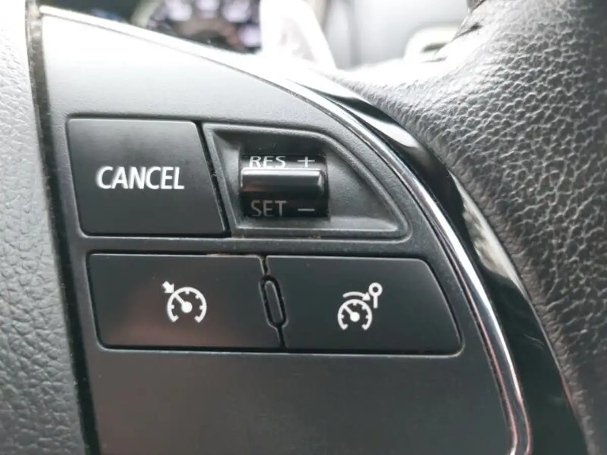 2019-mitsubishi-eclipse-cross-15-3-4wd-auto-big-17