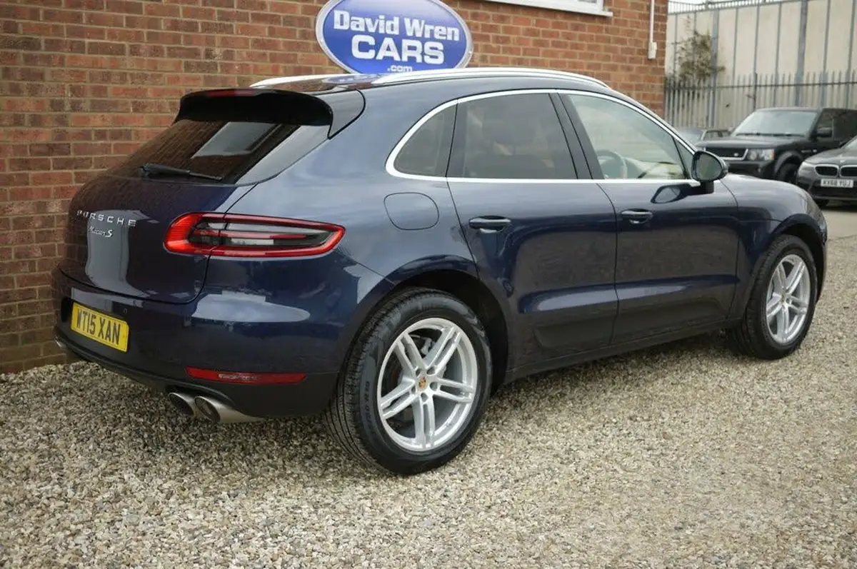 2015-porsche-macan-30td-s-big-53
