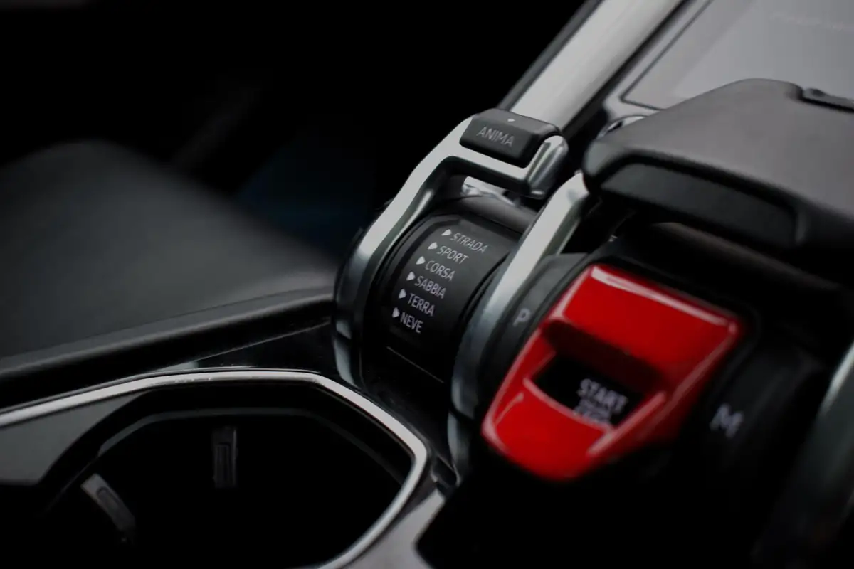 2019-lamborghini-urus-40-no-trim-big-19