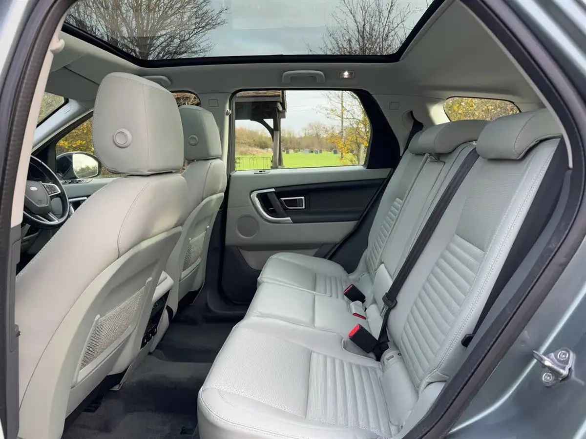 2019-land-rover-discovery-sport-20sd4-hse-luxury-big-16