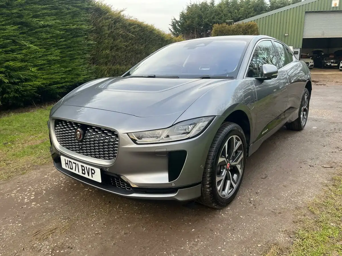 2022-jaguar-i-pace-ev400-hse-big-7