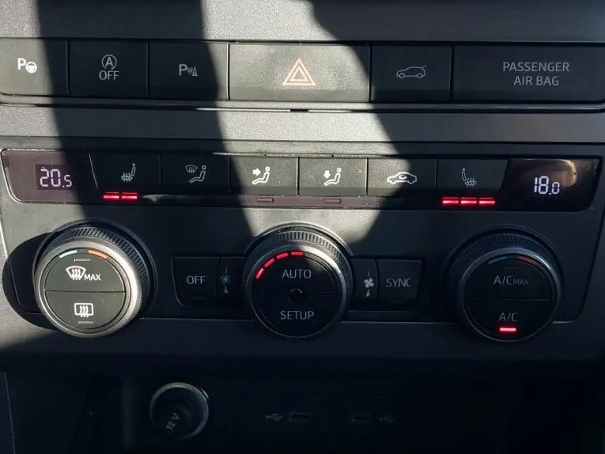 2024-cupra-ateca-15-ecotsi-v2-big-12