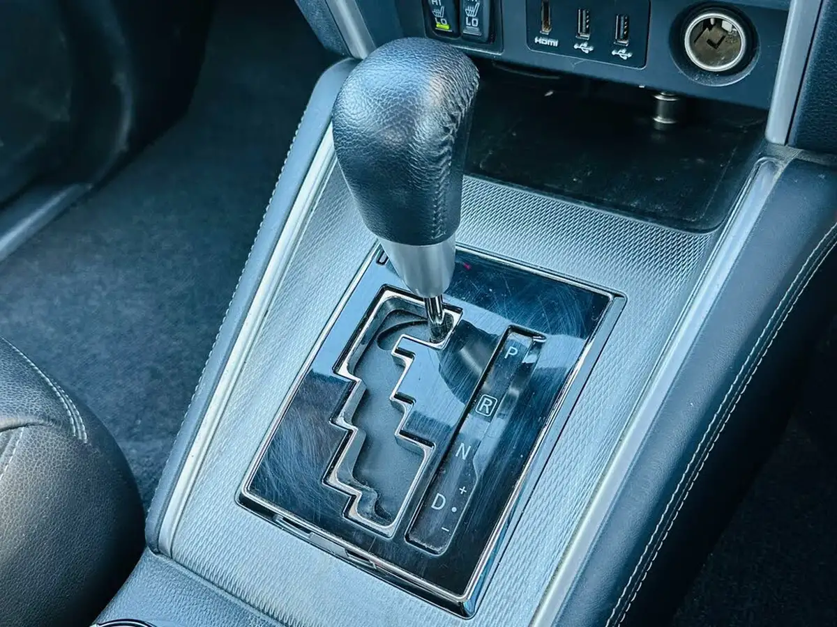 2020-mitsubishi-l200-22di-d-barbarian-x-big-48