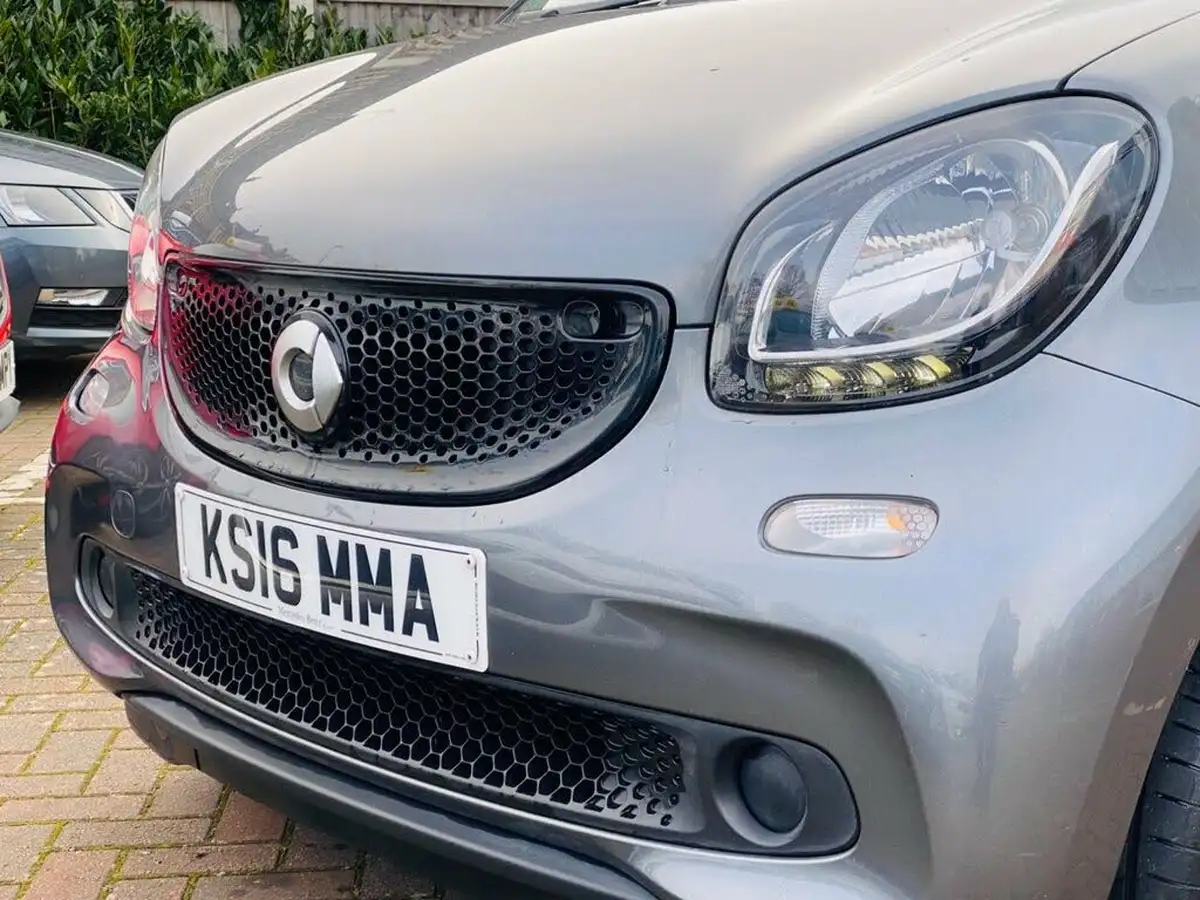 2016-smart-forfour-10-passion-70bhp-ss-big-16