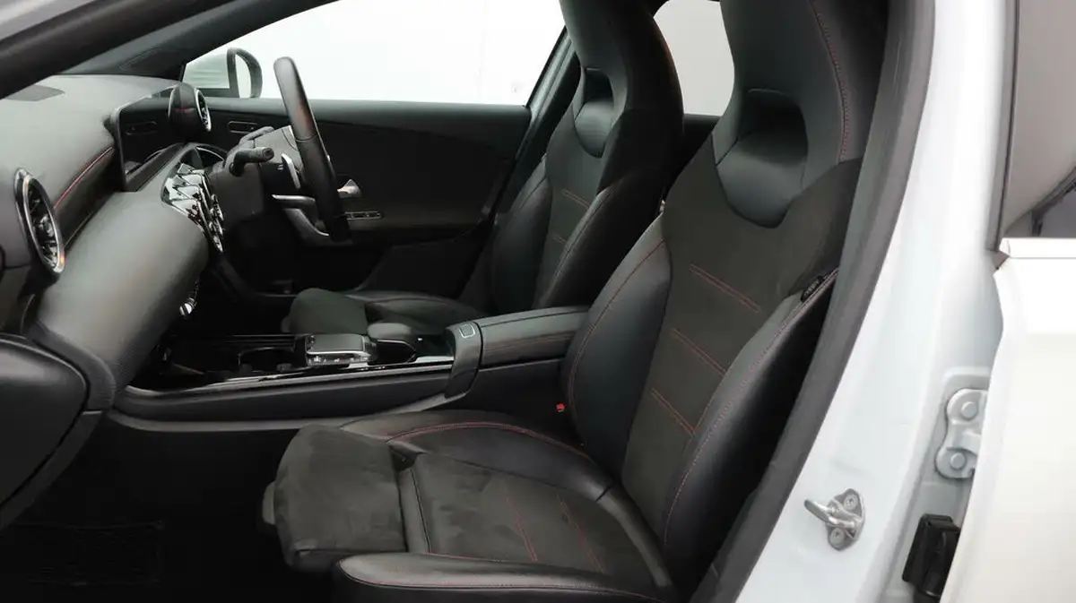 2020-mercedes-benz-a-class-13-a200-amg-line-executive-hatchback-5d-7g-dct-big-14