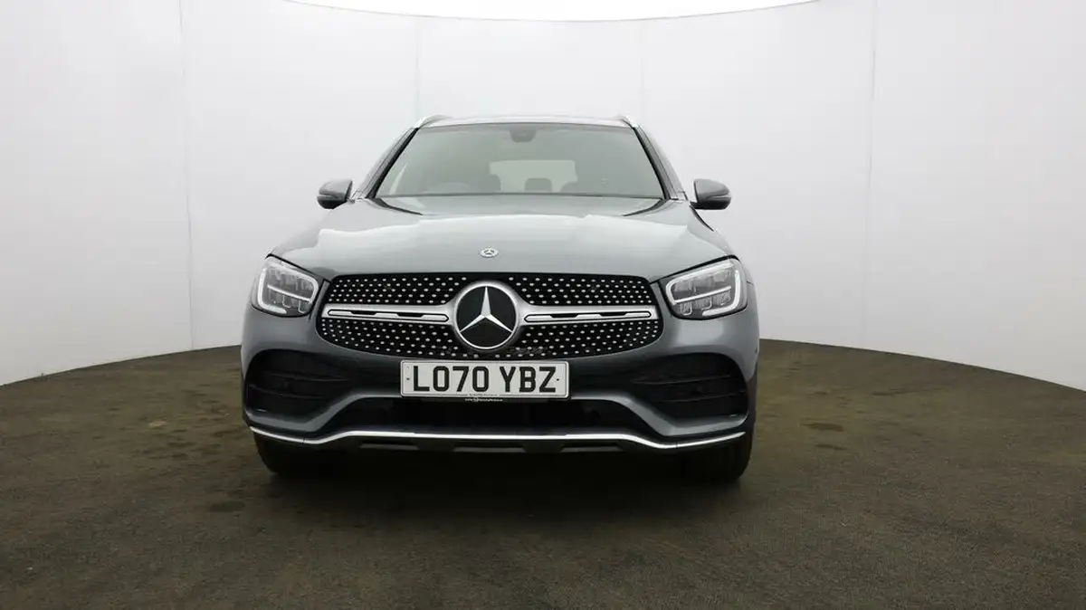 2021-mercedes-benz-glc-class-20d-glc220d-amg-line-station-wagon-5d-1950cc-4matic-plus-big-34