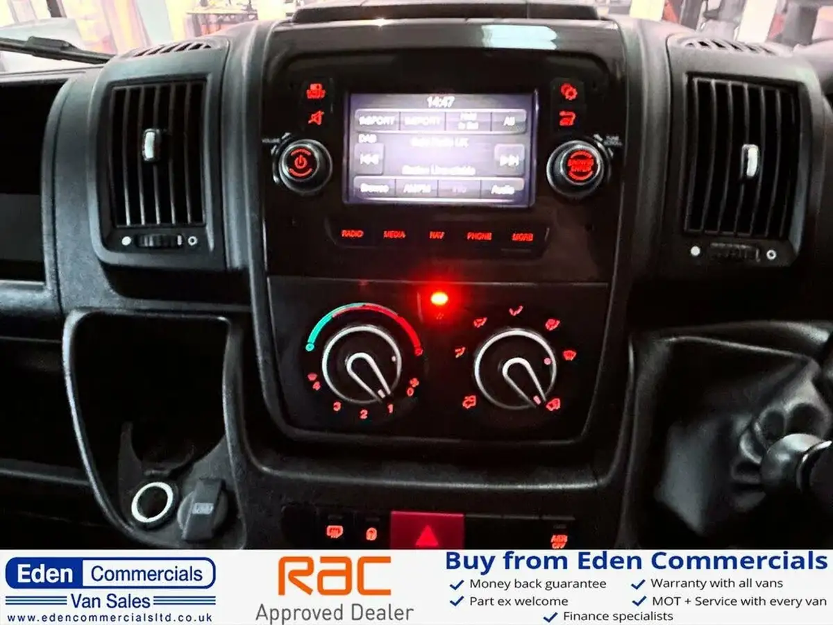 2022-peugeot-boxer-22-bluehdi-professional-435-l4-h2-big-17