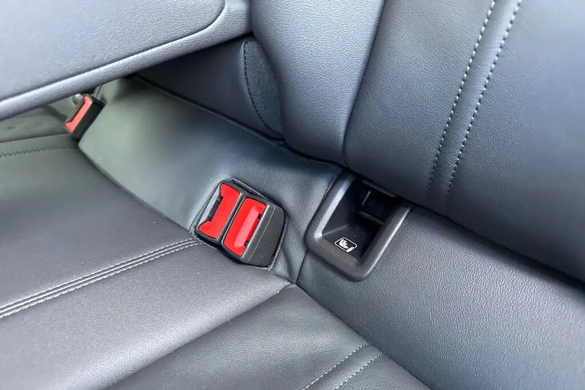 2023-audi-a3-10-30-tfsi-sportback-5d-s-tronic-big-40