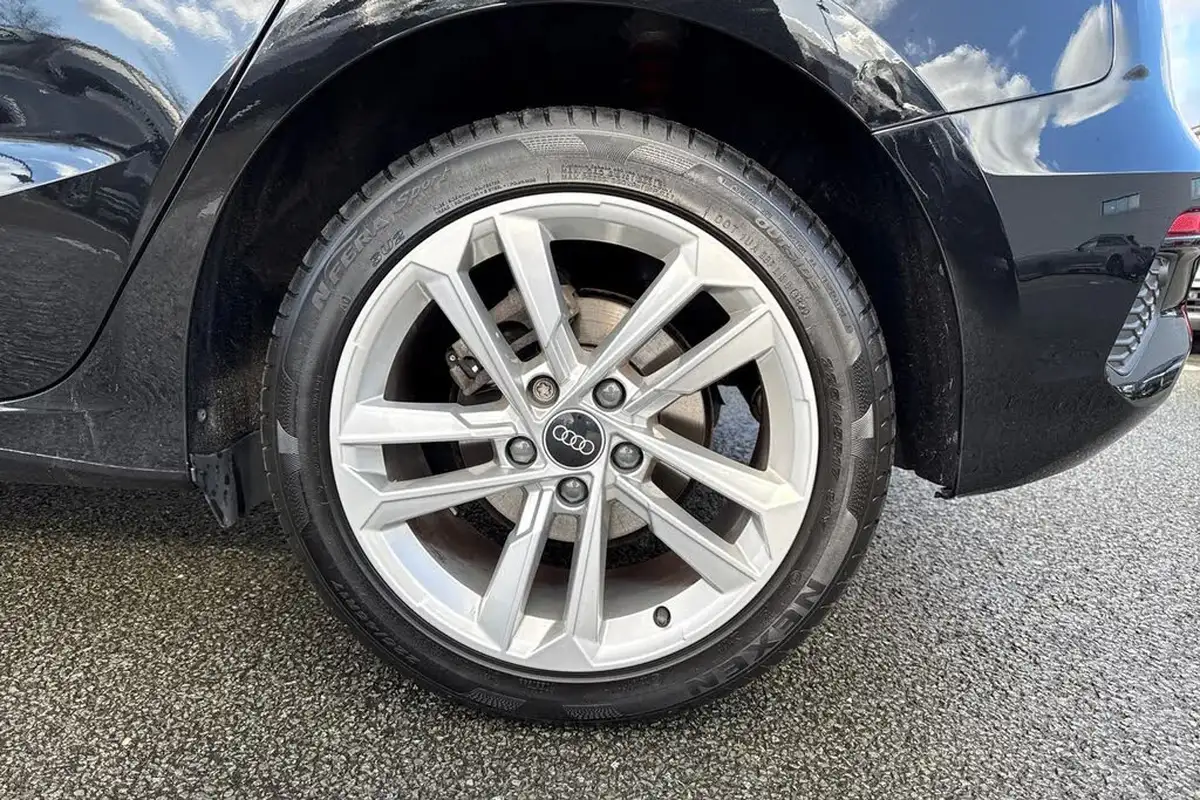 2023-audi-a3-10-30-tfsi-sportback-5d-s-tronic-big-12