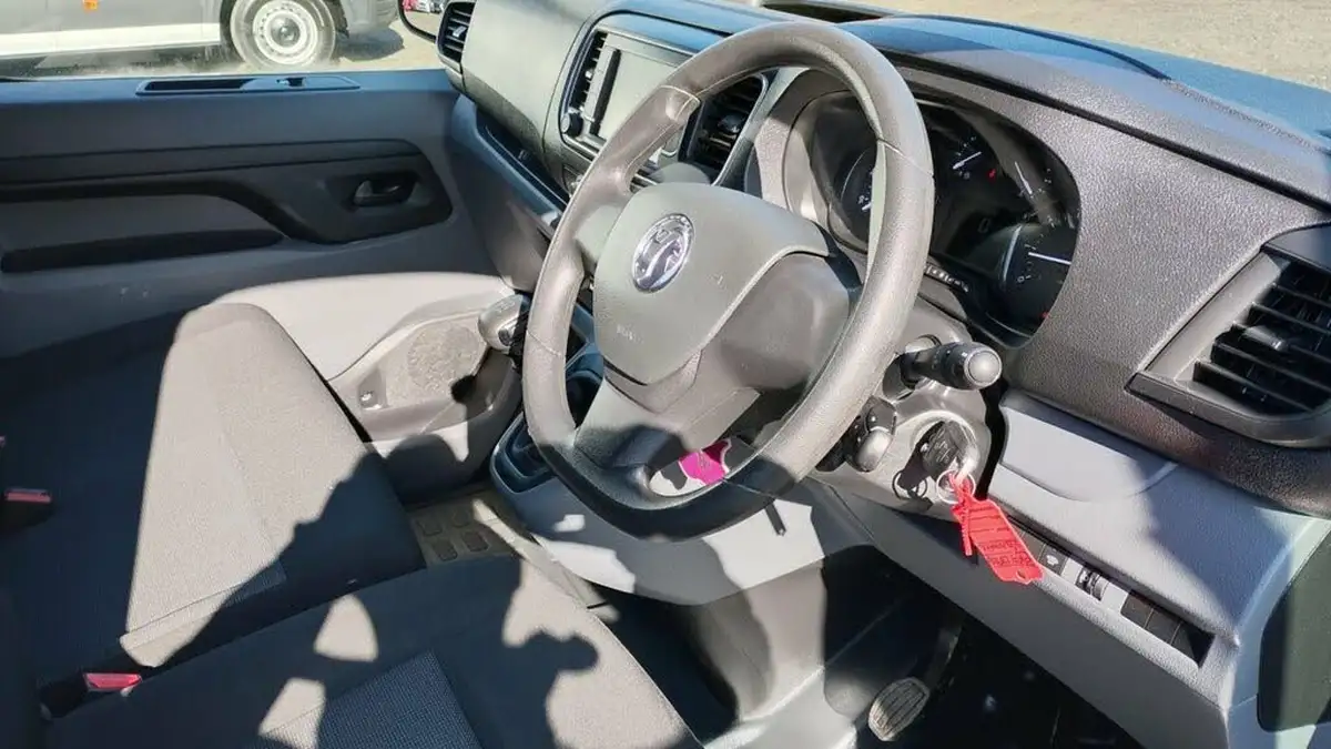 2022-vauxhall-vivaro-15td-2900-l1h1-dynamic-big-7