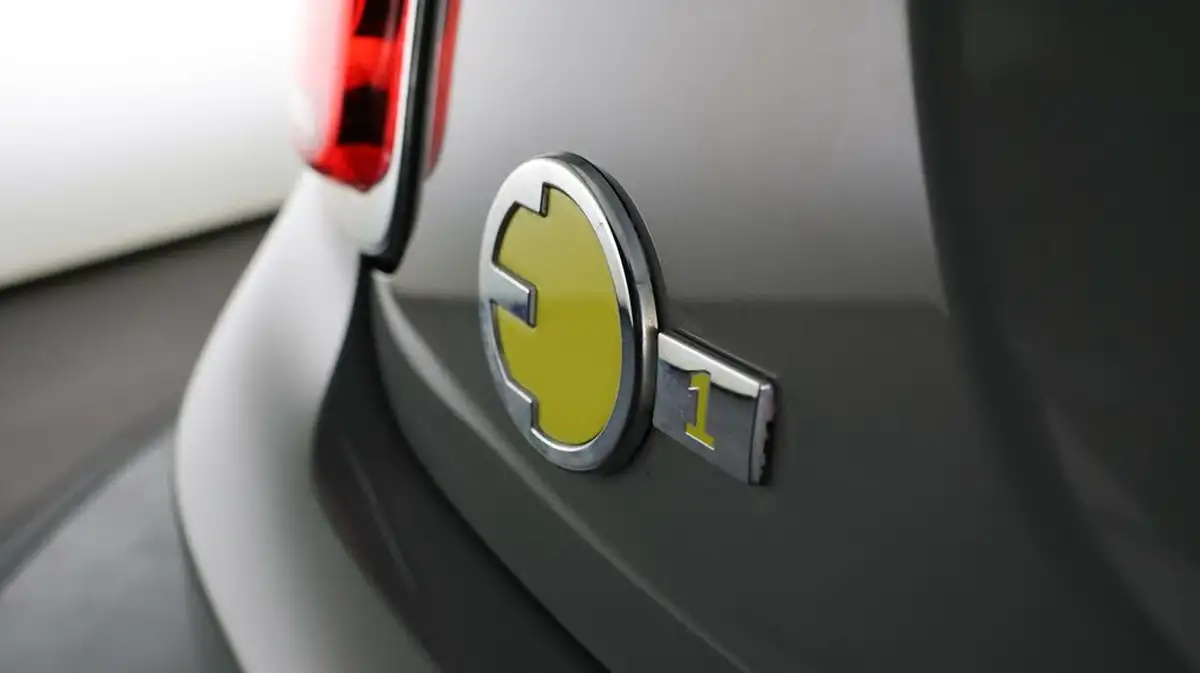 2021-mini-cooper-e-cooper-s-1-big-21