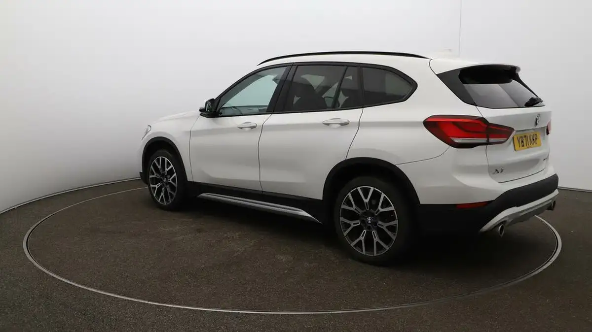 2021-bmw-x1-20-xdrive20i-xline-big-62