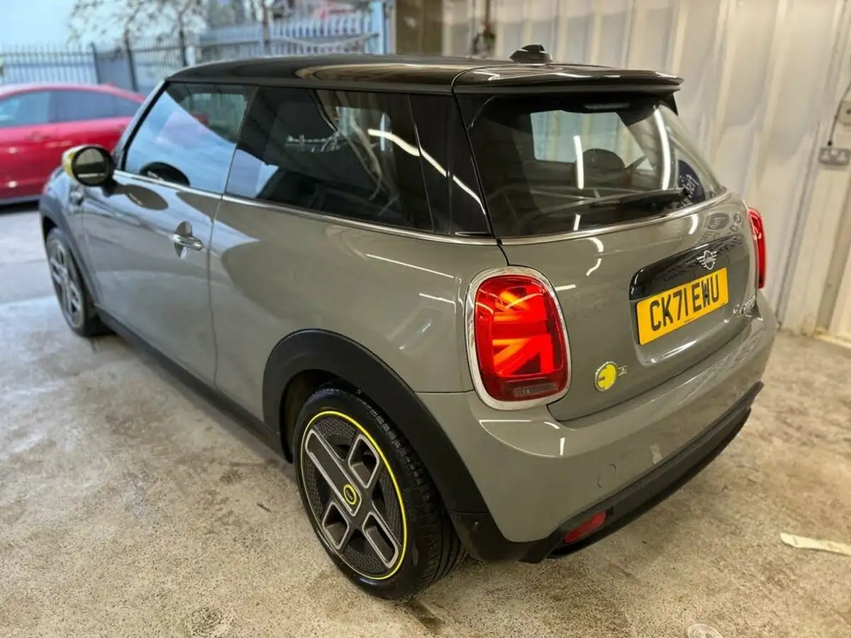 2021-mini-cooper-e-cooper-s-2-big-11