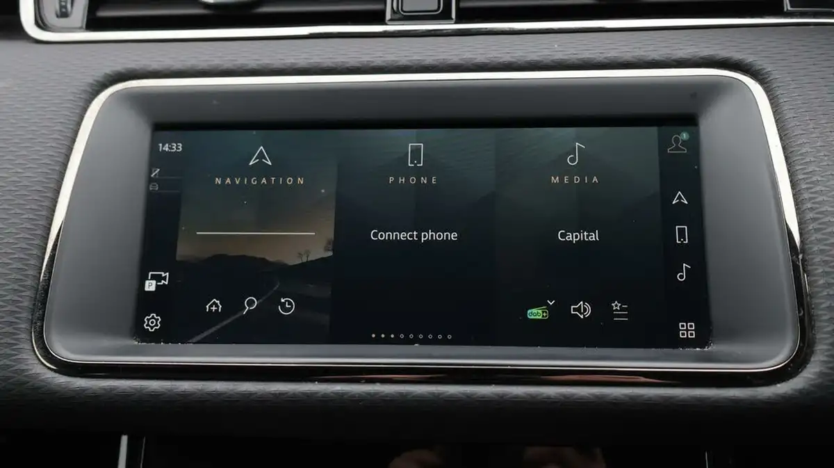 2021-land-rover-range-rover-evoque-20-d165-r-dynamic-s-awd-auto-big-11