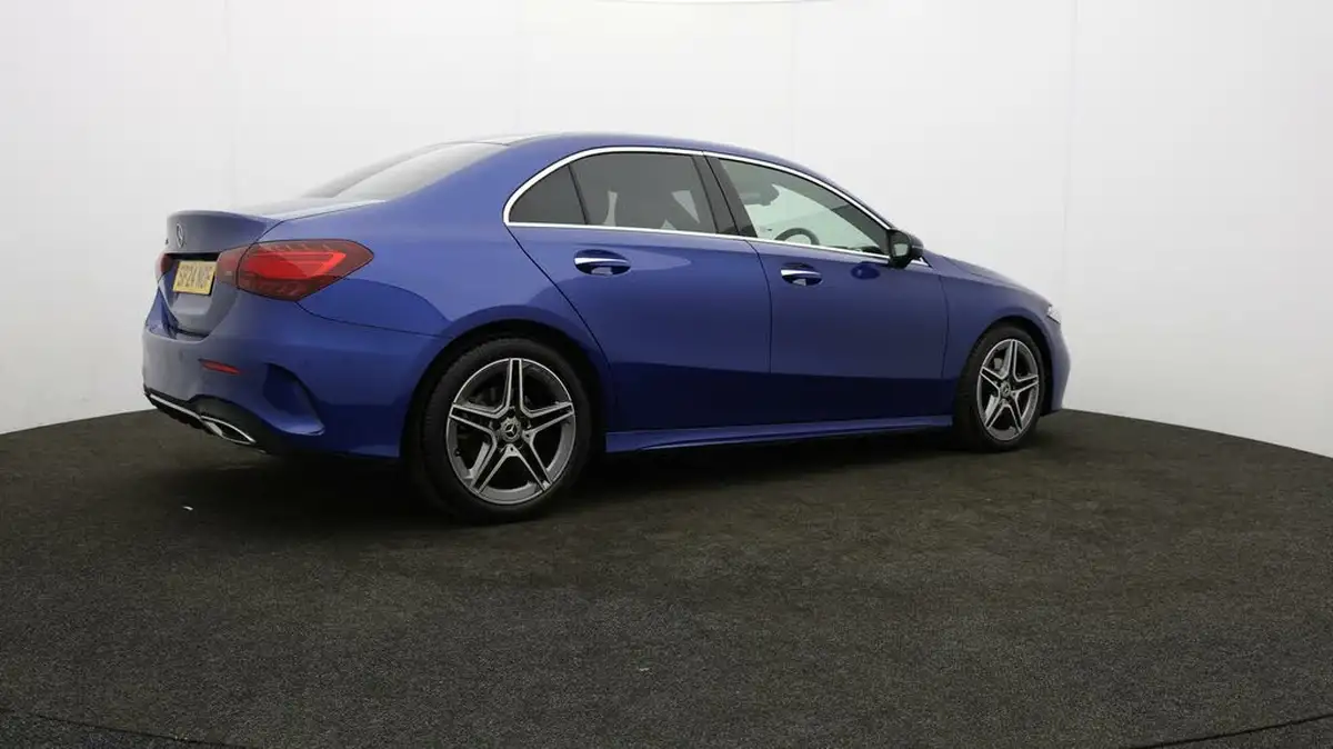 2024-mercedes-benz-a-class-13-a200-amg-line-executive-saloon-4d-big-32