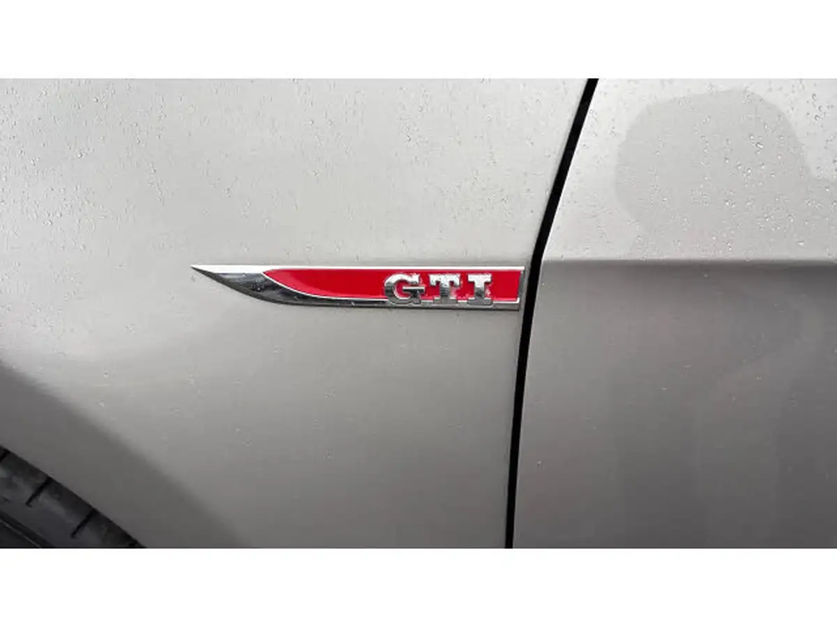 2018-volkswagen-golf-20-tsi-gti-5d-dsg-big-46