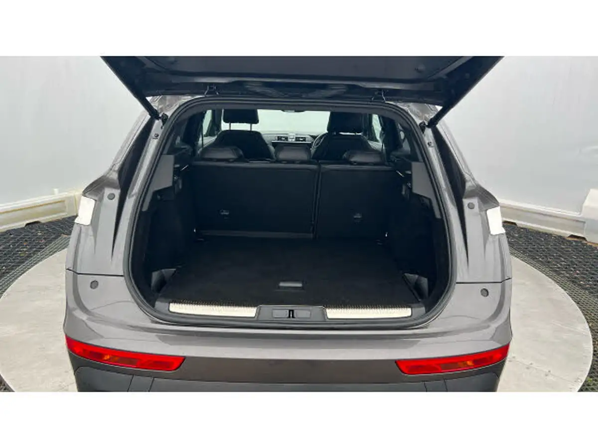 2022-ds-ds-7-crossback-15-bluehdi-rivoli-big-3