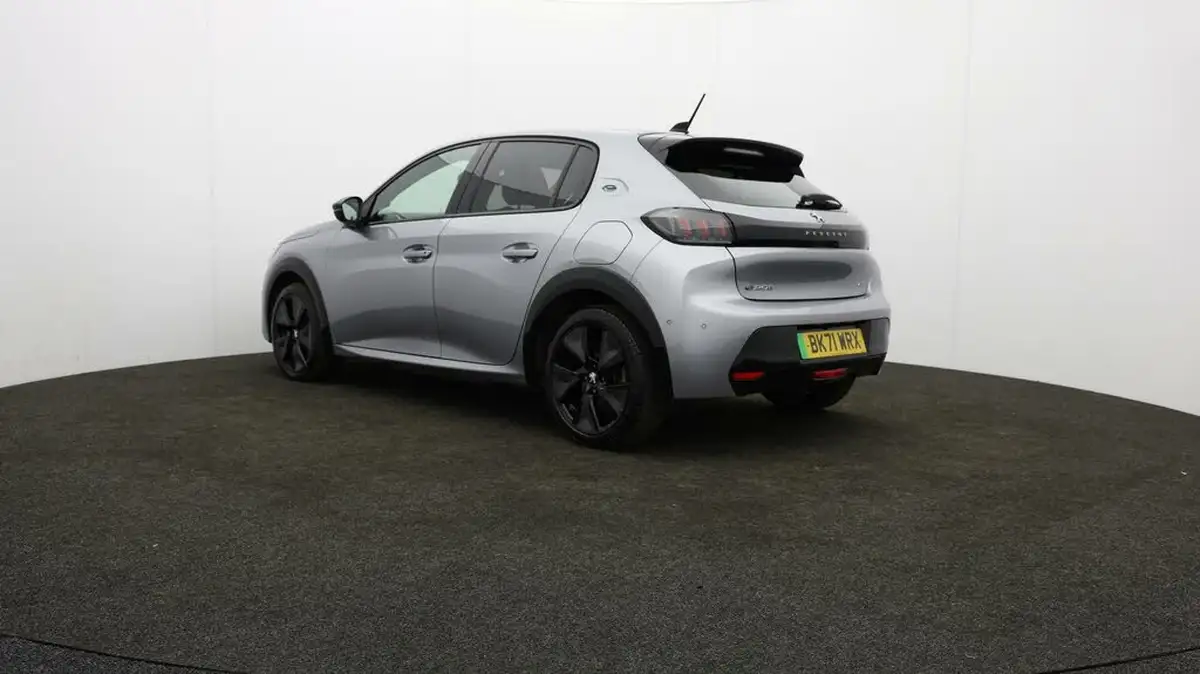 2021-peugeot-208-e-gt-50kwh-big-69