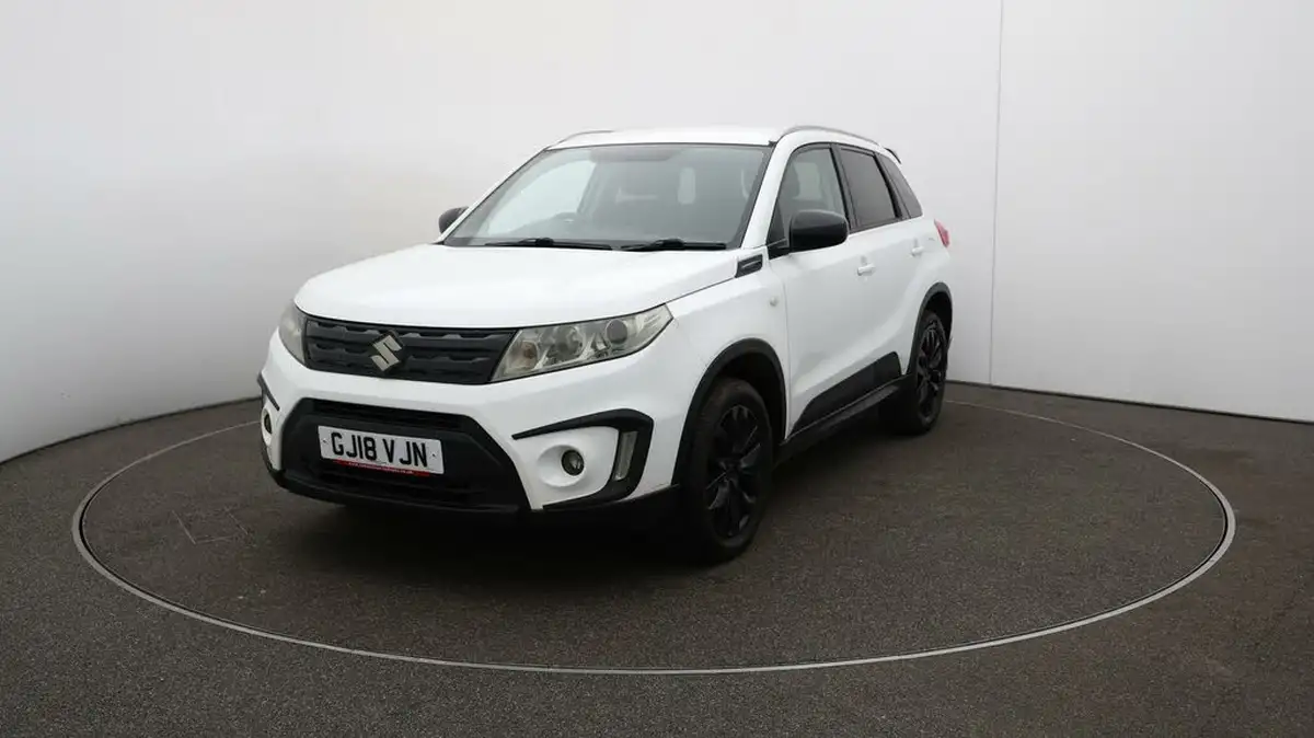 2018-suzuki-vitara-16-kuro-big-28