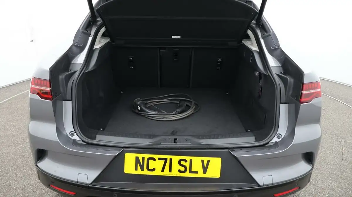 2021-jaguar-i-pace-ev400-hse-big-17