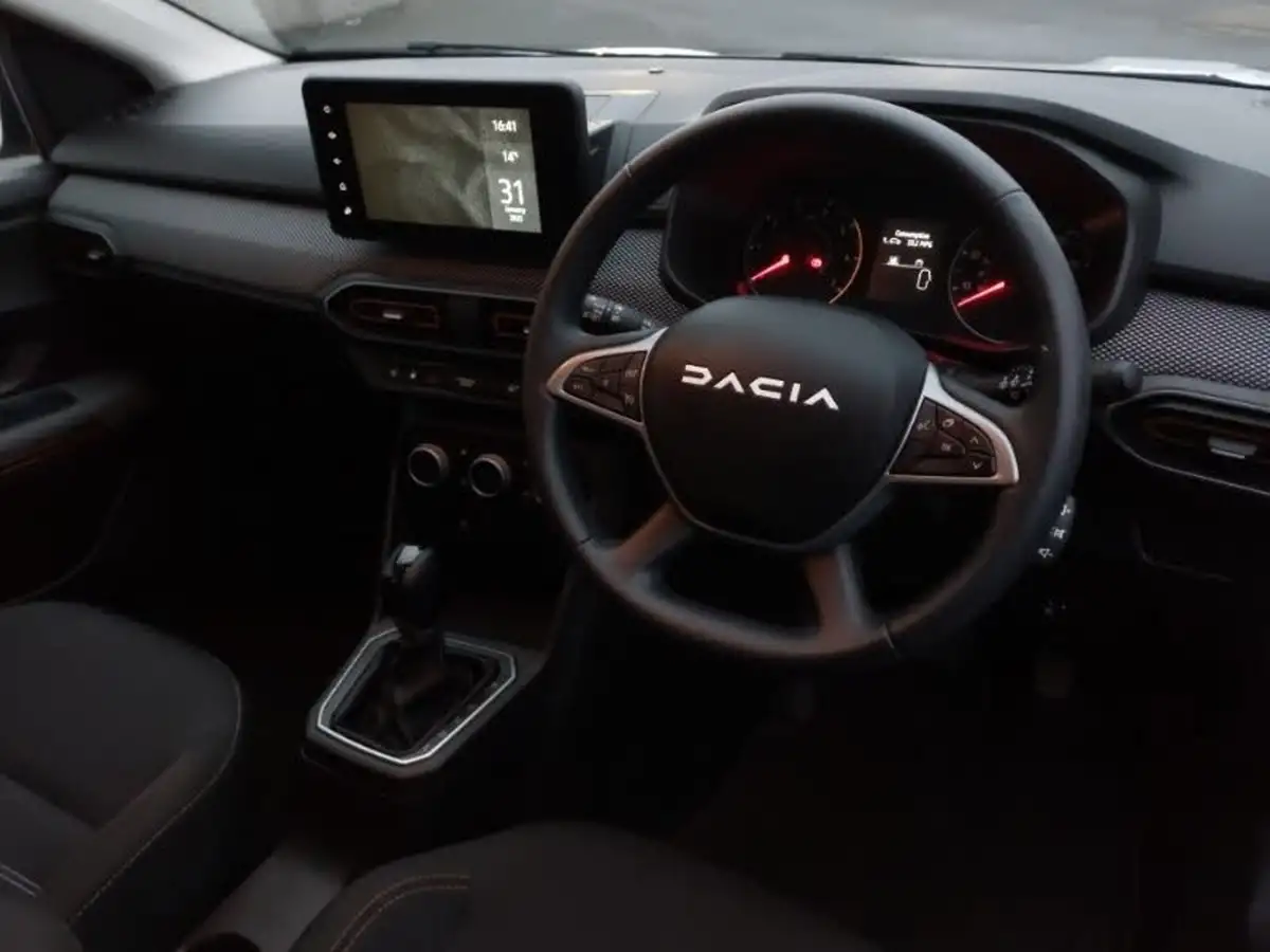 2023-dacia-sandero-stepway-10-tce-journey-90bhp-auto-big-11