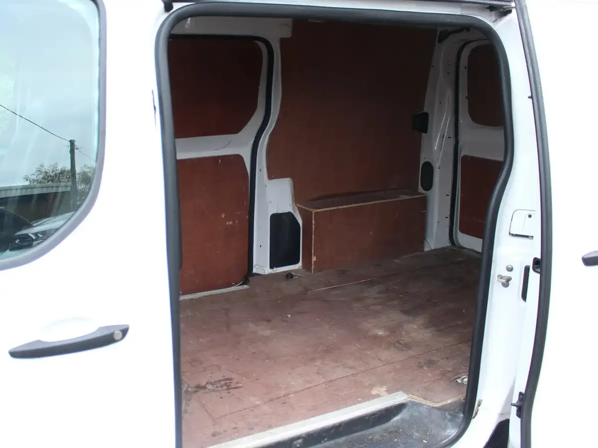 2020-citroen-dispatch-15bluehdi-enterprise-m-1000-100pseu6dt-e-big-8