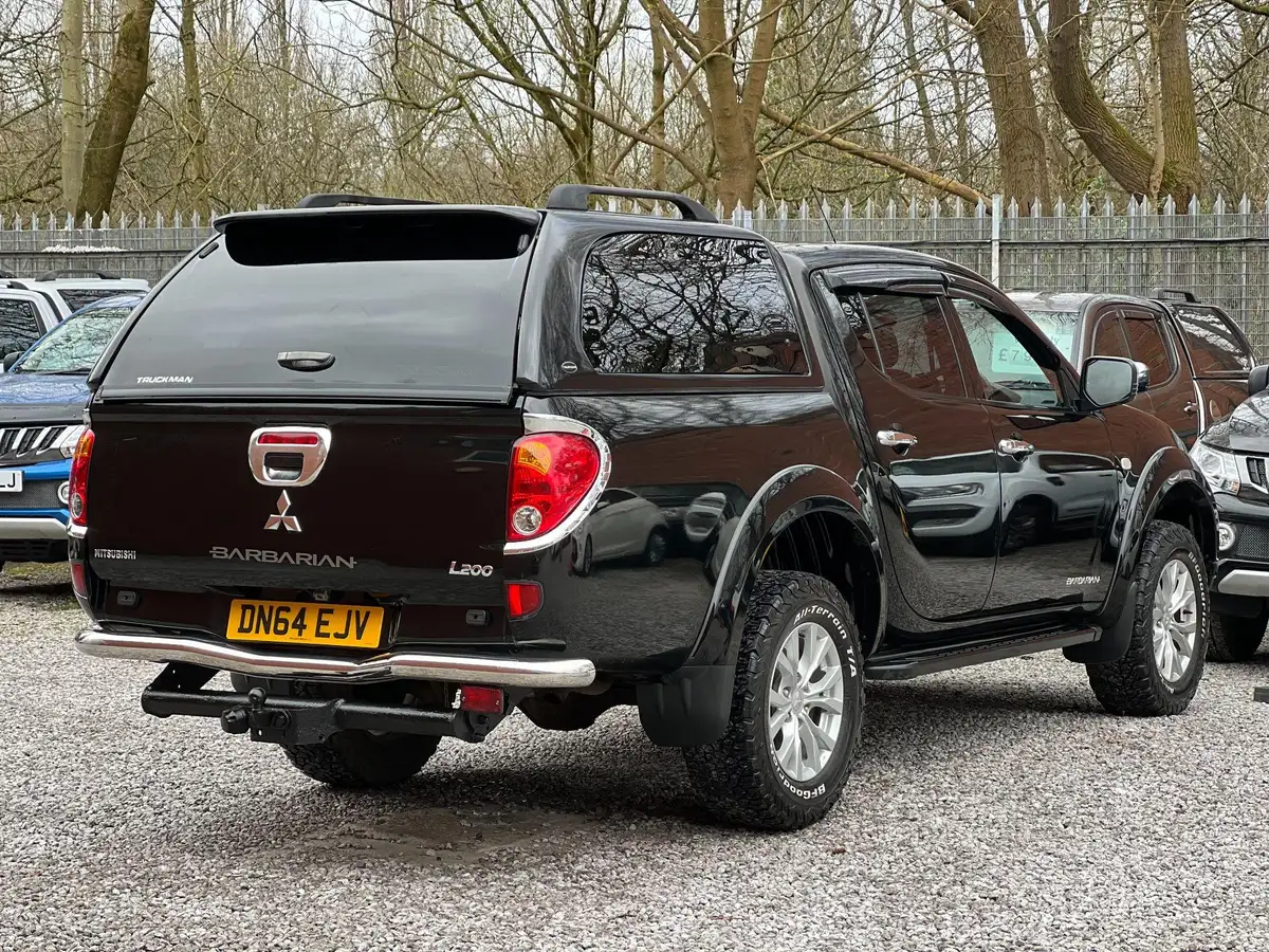 2014-mitsubishi-l200-25td-barbarian-auto-big-5