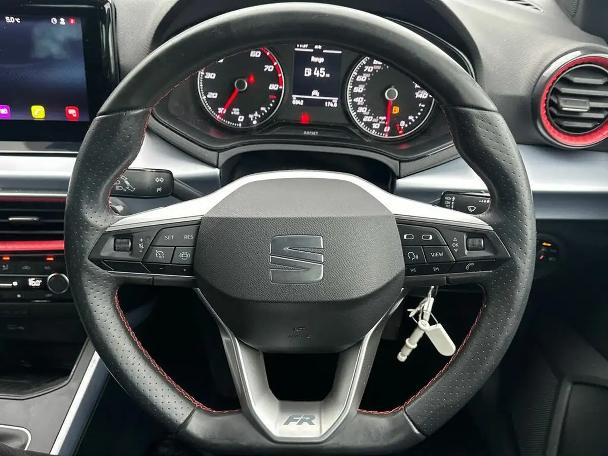 2021-seat-arona-10-tsi-fr-110ps-big-17