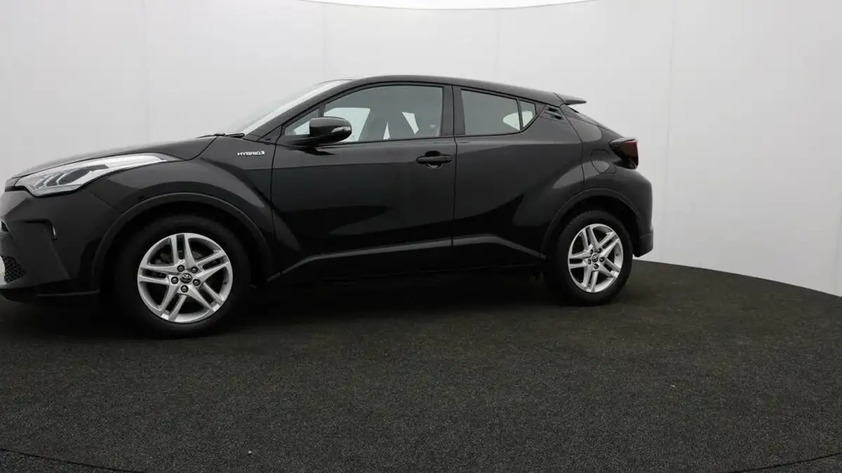 2021-toyota-c-hr-18-vvt-i-icon-big-62