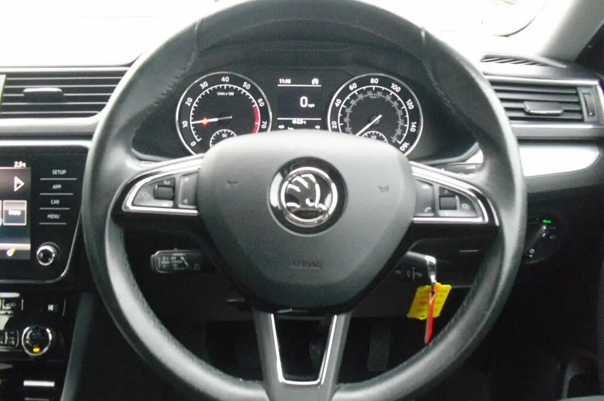 2017-skoda-superb-14-tsi-act-se-estate-big-8