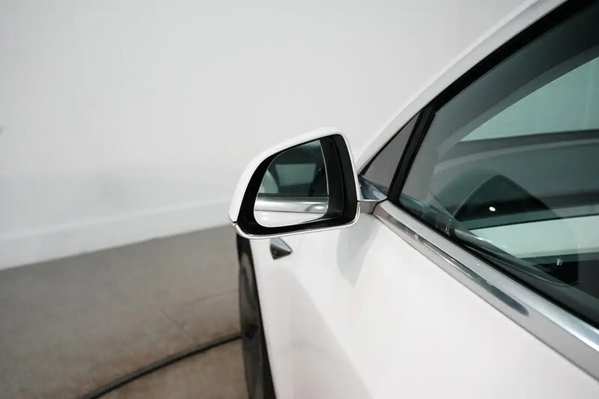 2019-tesla-model-3-e-long-range-4x4-big-21