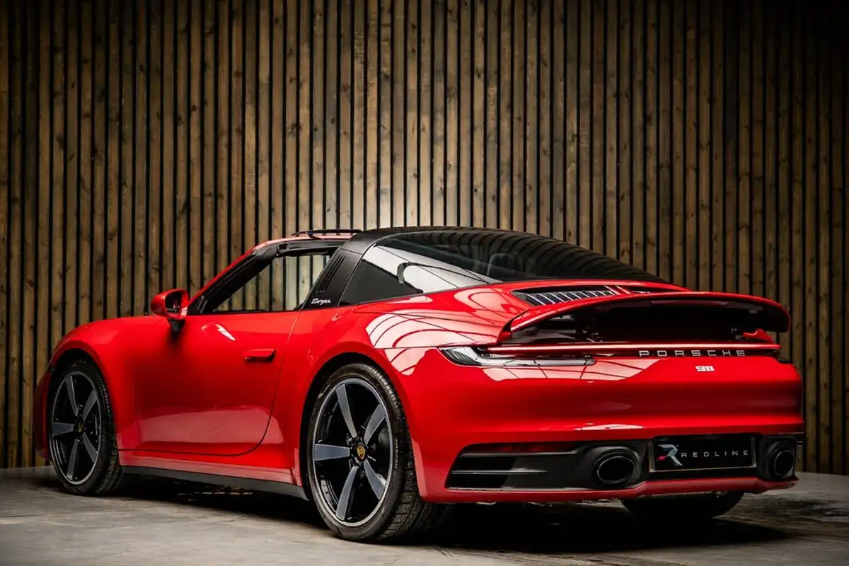 2023-porsche-911-30-targa-4-big-2