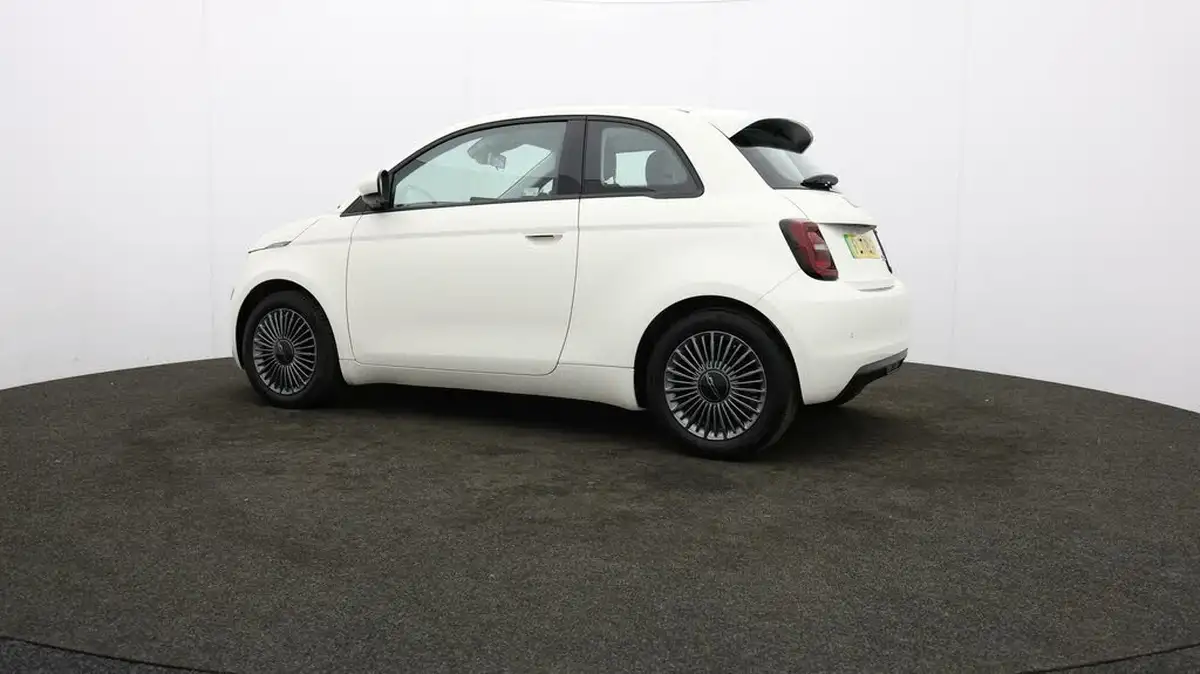 2021-fiat-500-e-icon-big-71
