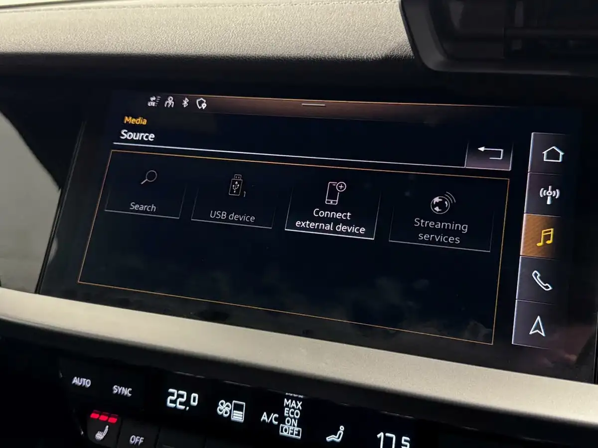 2022-audi-s3-20-tfsi-saloon-4d-big-47