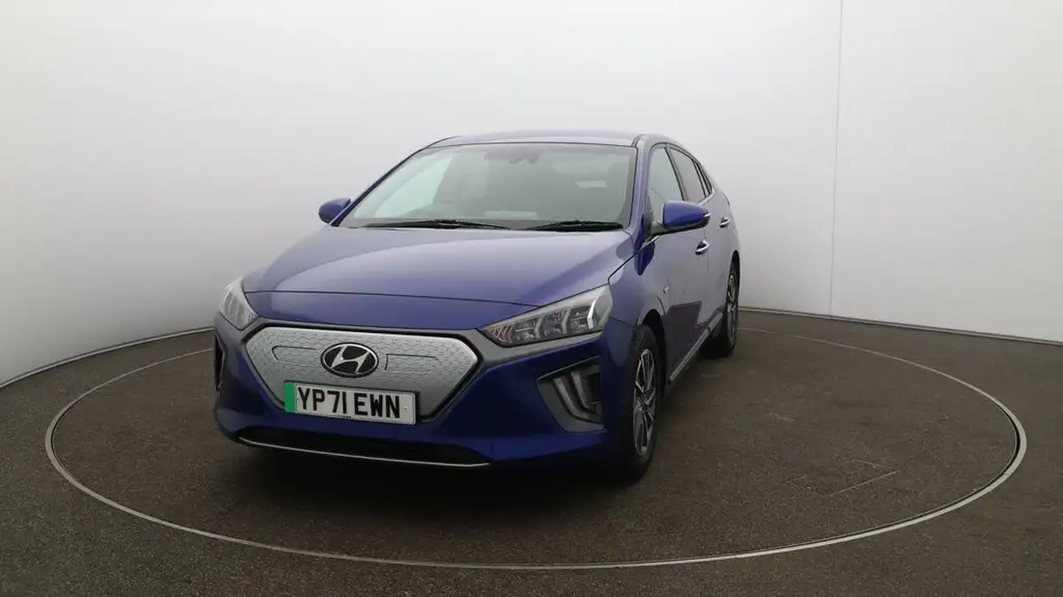 2021-hyundai-ioniq-e-premium-se-electric-100kw-big-31