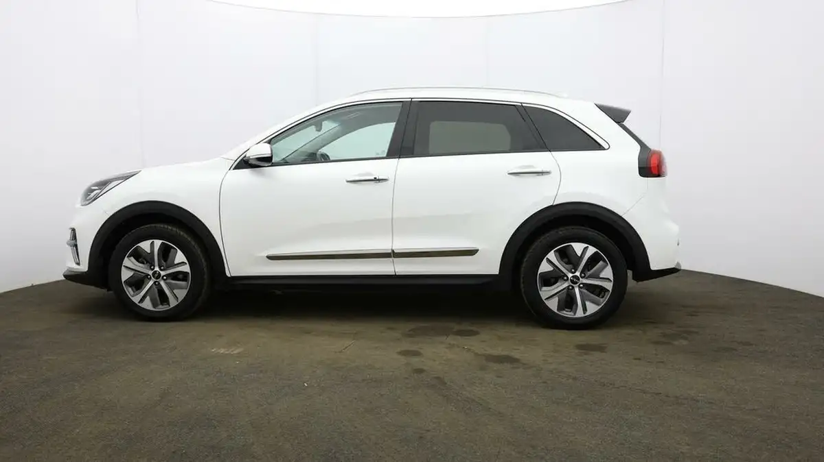 2022-kia-e-niro-ev-4-big-67